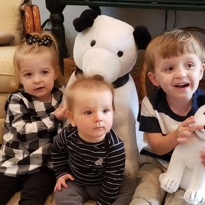 Meet your Posher, Joy